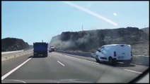 Kilométricas colas por el incendio de un camión en la autopista TF-1