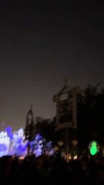 OVNIS au-dessus de Disneyland