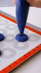 Macarons with caramel sauce 