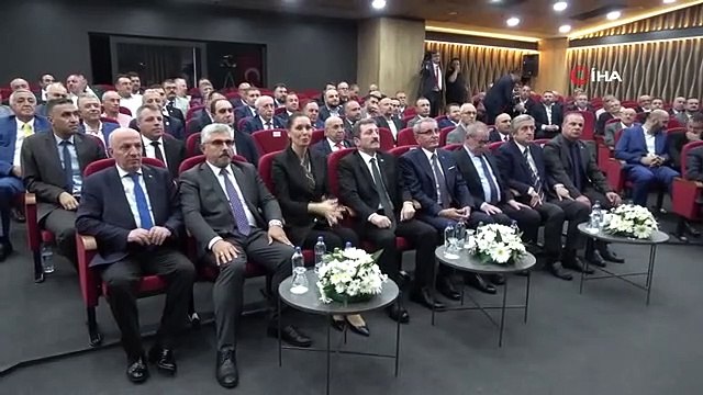TSO Meclis Üyelerine Camiaya Katkılarından Dolayı Plaket Verildi