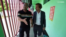 شاهد: في الصين... مدرسة داخلية لإعادة تأهيل المراهقين المدمنين على الشاشات