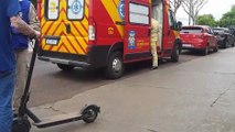 Mulher fica ferida ao cair de patinete na Avenida Rocha Pombo