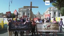 Vaticano | Manifestantes reclaman tolerancia cero con los abusos sexuales a menores