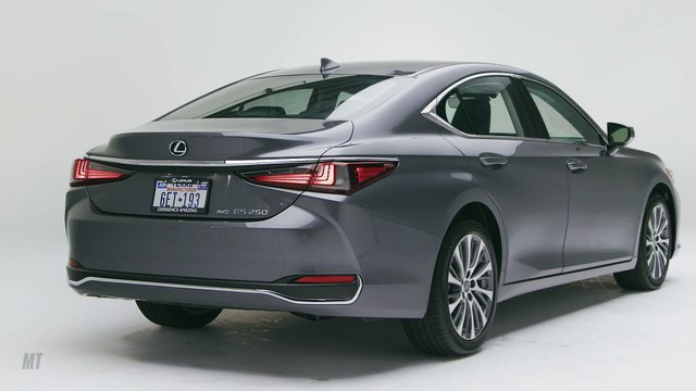 2021 Lexus ES250 Video Review: MotorTrend Buyer's Guide