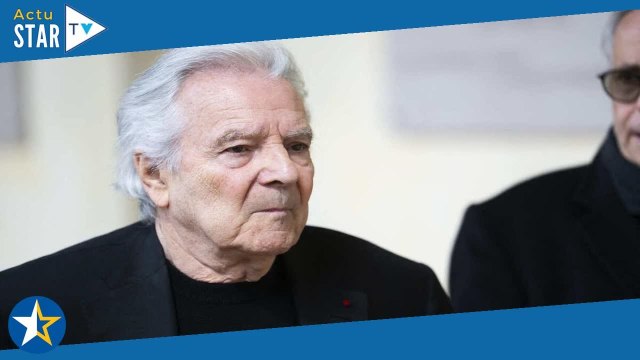 Pierre Arditi le comédien de 78 ans victime d’un malaise sur la scène d’un théâtre, la salle évacu