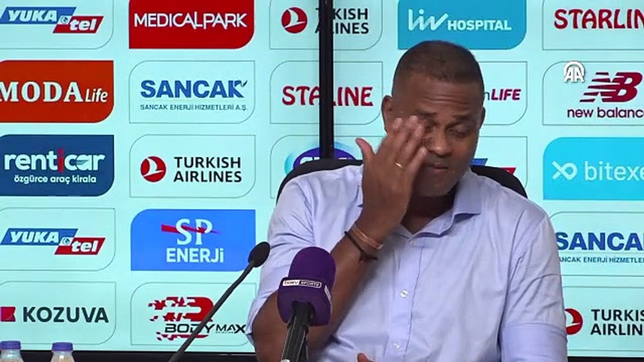 Patrick Kluivert'ten maç sonu açıklamaları