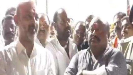 కరీంనగర్: ఒకే వేదికపై గంగుల, బండి సంజయ్