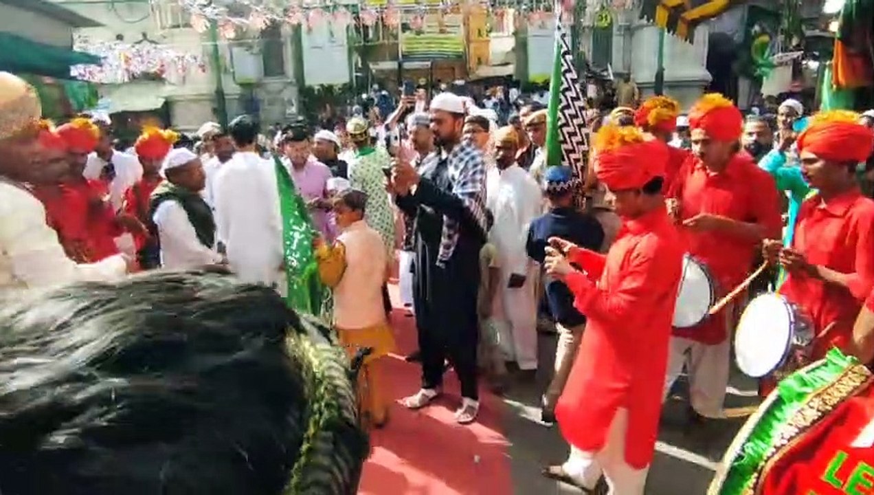 अजमेर में ईद मिलादुन्नबी का उल्लास, शान से निकल रहा जुलूस