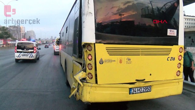 İki yolcu otobüsü ile servis minibüsü çarpıştı: 2 yaralı