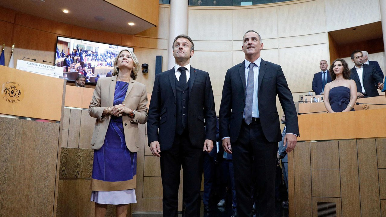 EN DIRECT | Suivez le discours de Macron au parlement Corse