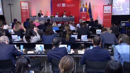 Sánchez se reivindica como única alternativa tras el "fallido" Feijóo