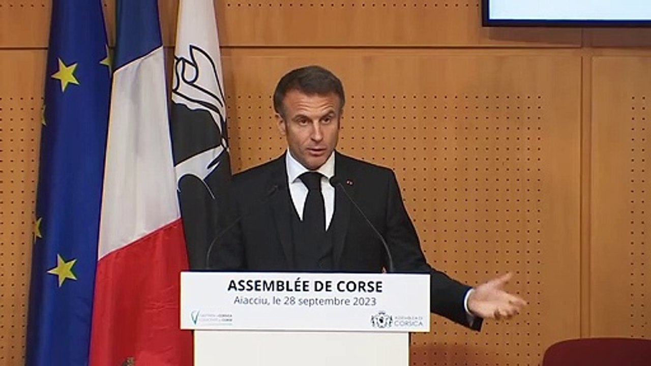 Corse - Le président Emmanuel Macron propose une "autonomie" à l'île, "ni contre l'État ni sans l'État": "Ayons l’audace de bâtir une autonomie à la Corse dans la République"