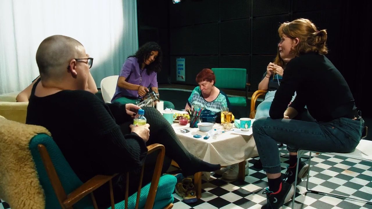 Sick Girls Trailer DF