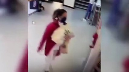 İzmir’de 3 günlük bebeğin test bahanesiyle hastaneden kaçırıldığı anlar kamerada