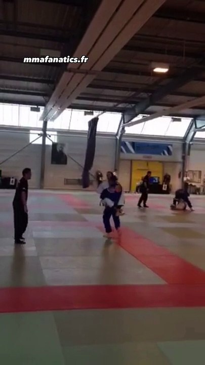 Abdoul Abdouraguimov à Nantes en ceinture bleue (combat 1)