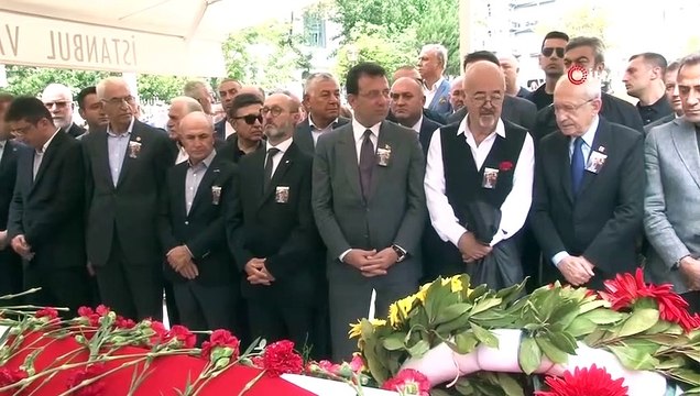 Même s'ils ont donné le message Pas de problème , İmamoğlu et Kılıçdaroğlu ne se sont pas réunis aux funérailles.