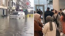 Şişli'deki bir alışveriş merkezinde vatandaşlar aşırı yağış nedeniyle mahsur kaldı
