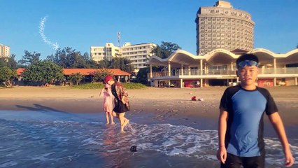 Vũng Tàu cùng gia đình Bin Sam với những cơn sóng