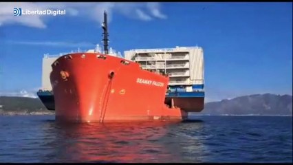 ¿Es posible transportar un hotel en un barco?