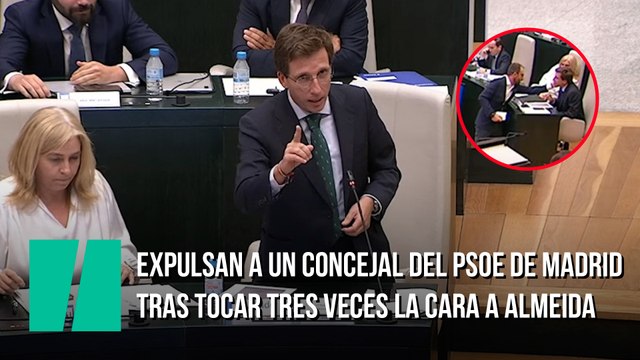 Expulsan a un concejal del PSOE de Madrid del Pleno tras tocar tres veces la cara a Almeida