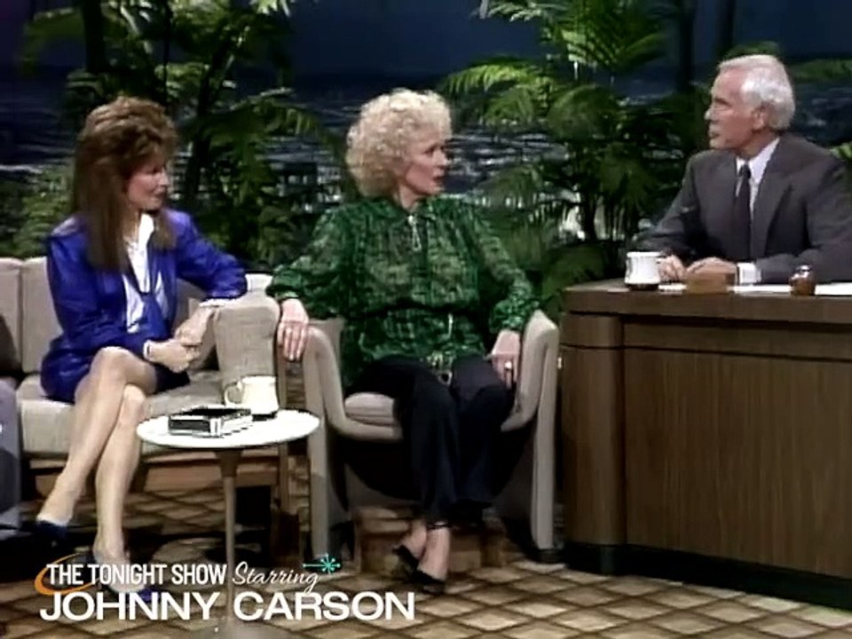 Betty White Recounts Johnny's Jokes About Her | Carson Tonight Show