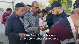 Thousands queue to access Israel as Gaza crossing reopens to Palestinian workers