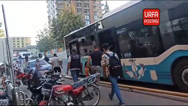 Şanlıurfa'da Otobüs şoförü fenalaşan yolcuyu hastaneye yetiştirdi