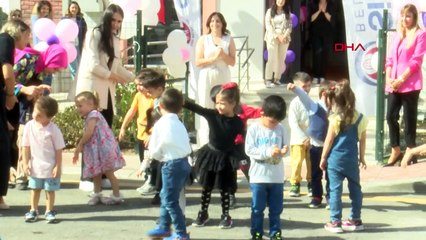 Ouverture d'une « pépinière violette » au Xinjiang