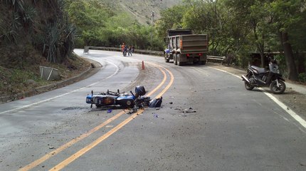 Tải video: En Bogotá y Cali, más de 250 motociclistas han perdido la vida en siniestros viales