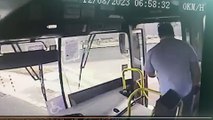 Passageiro é expulso de ônibus e agredido por motorista