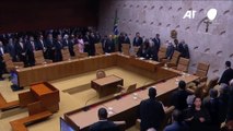 Lula comparece à sessão de posse de Barroso no STF