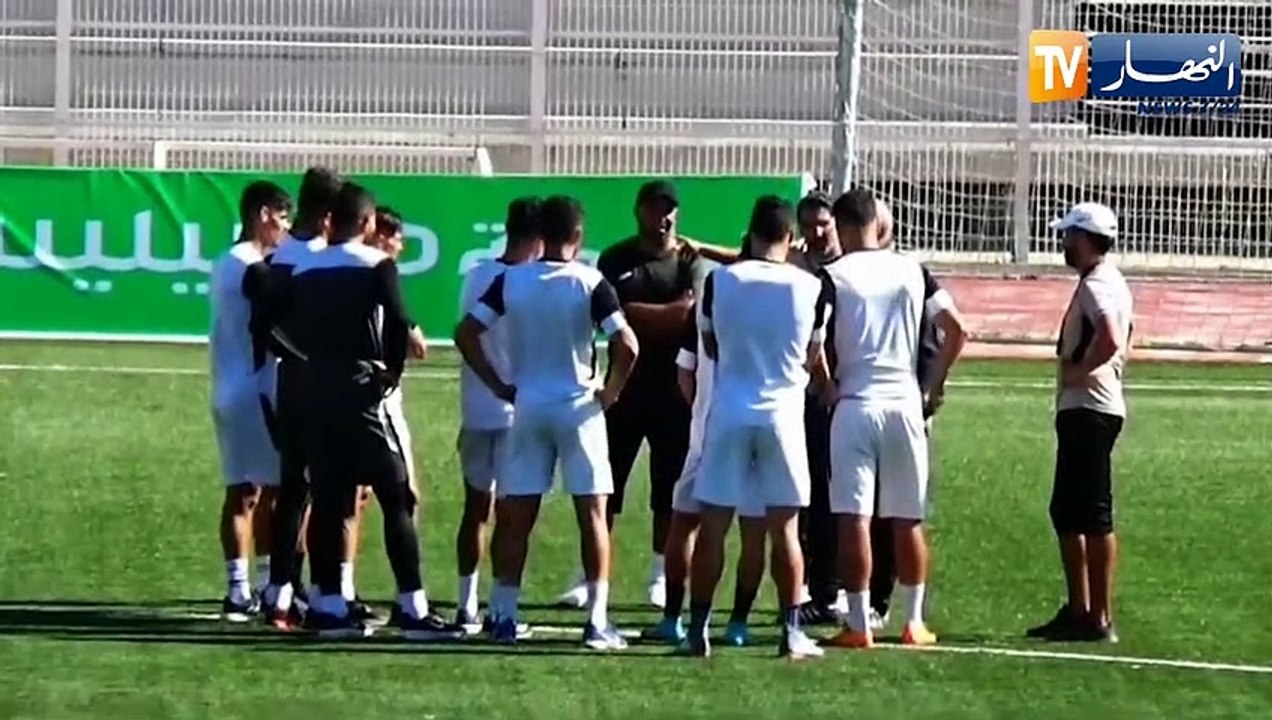 وفاق سطيف يواصل تحضيراته بعد تأجيل لقائه أمام إ...