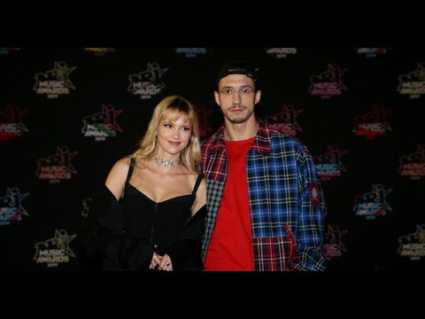 VIDEO: Tu seras toujours avec nous : Angèle et Roméo Elvis annoncent la mort d'un de leurs proches