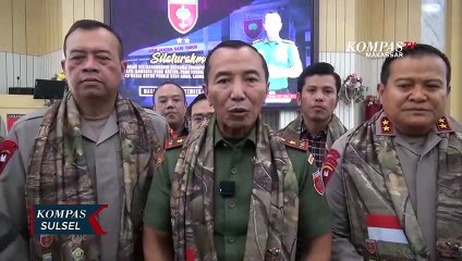 Télécharger la video: Forum komunikasi pimpinan daerah dari tiga provinsi di Sulawesi deklarasi Pemilu Damai 2024