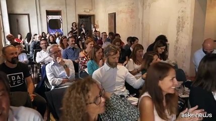 Non profit, italiani pi? generosi ma crollano donatori potenziali