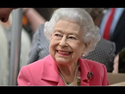 I Queen deliziano i fan dopo l'incontro con l'emiro del Qatar: Un leader per le giovani generazioni