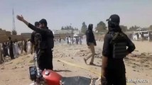 Esplosione vicino a una moschea in Pakistan, almeno 52 morti