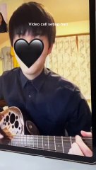 Jerawatan gara gara putus cinta -- udah sedih_ tambah bikin stress --__Yuk kita bareng_ move on dan jaga kulit dengan Rose Jelly Mask_ Kandungan 5x calming agentsnya super ampuh buat kempesin jerawat tanpa bekas Cukup pake rutin 7 hari aja_ (