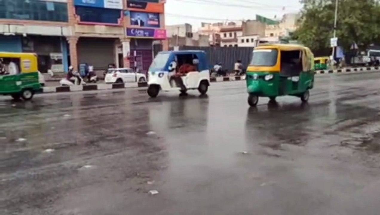 जोधपुर में बदला मौसम, रिमझिम बारिश से सुहाना हुआ मौसम, देखें VIDEO