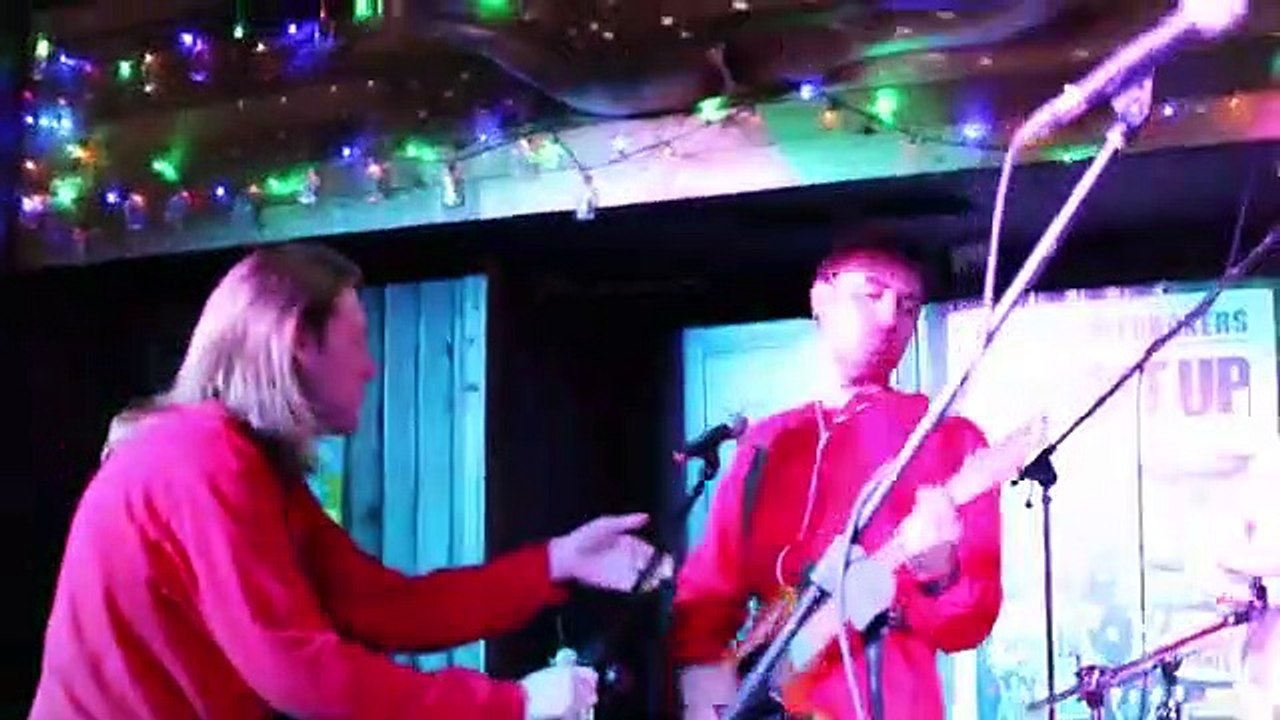 Paranoid Alice live at Im Not From London (Sept 2023)