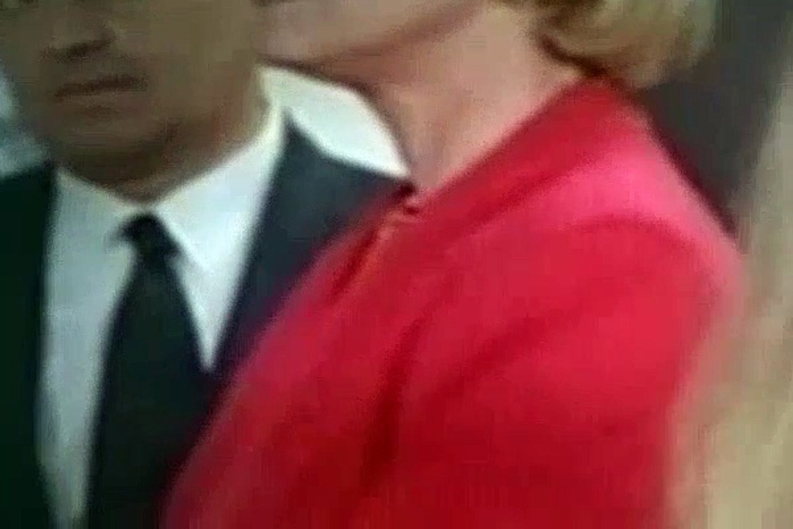 Beverly Hills 90210 Season 3 Episode 28 Something In The Air