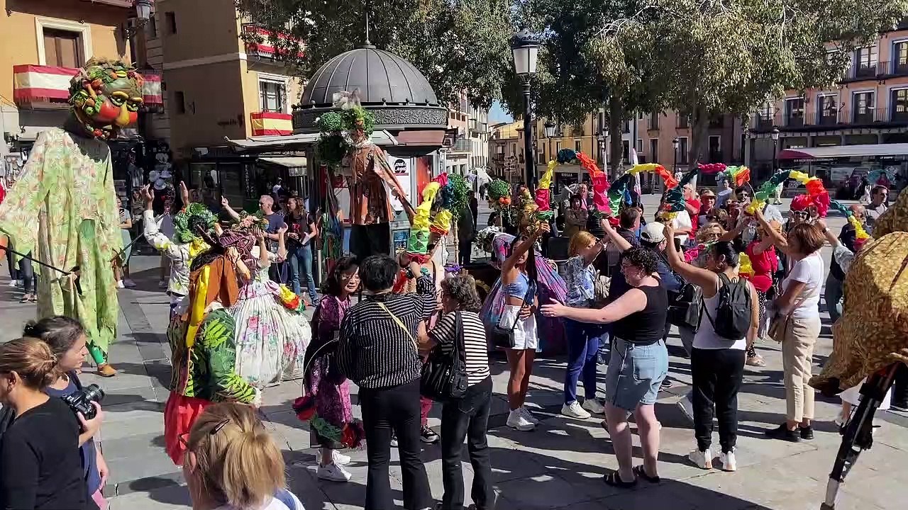 Pasacalles de Vertumno. Siglos de risa y oro
