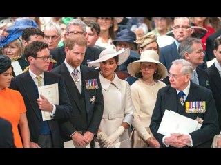 ‘Slightly incongruous sight!' Prince Harry and Meghan Markle relegated behind junior royal