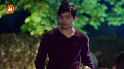 157. Alas Rotas (Kanatsiz Kuslar), en español