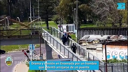 Drama y tensión en Ensenada por un hombre que intentó arrojarse de un puente