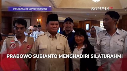 Momen Prabowo Menundukkan Kepala saat Didoakan Para Kiai NU di Jawa Timur