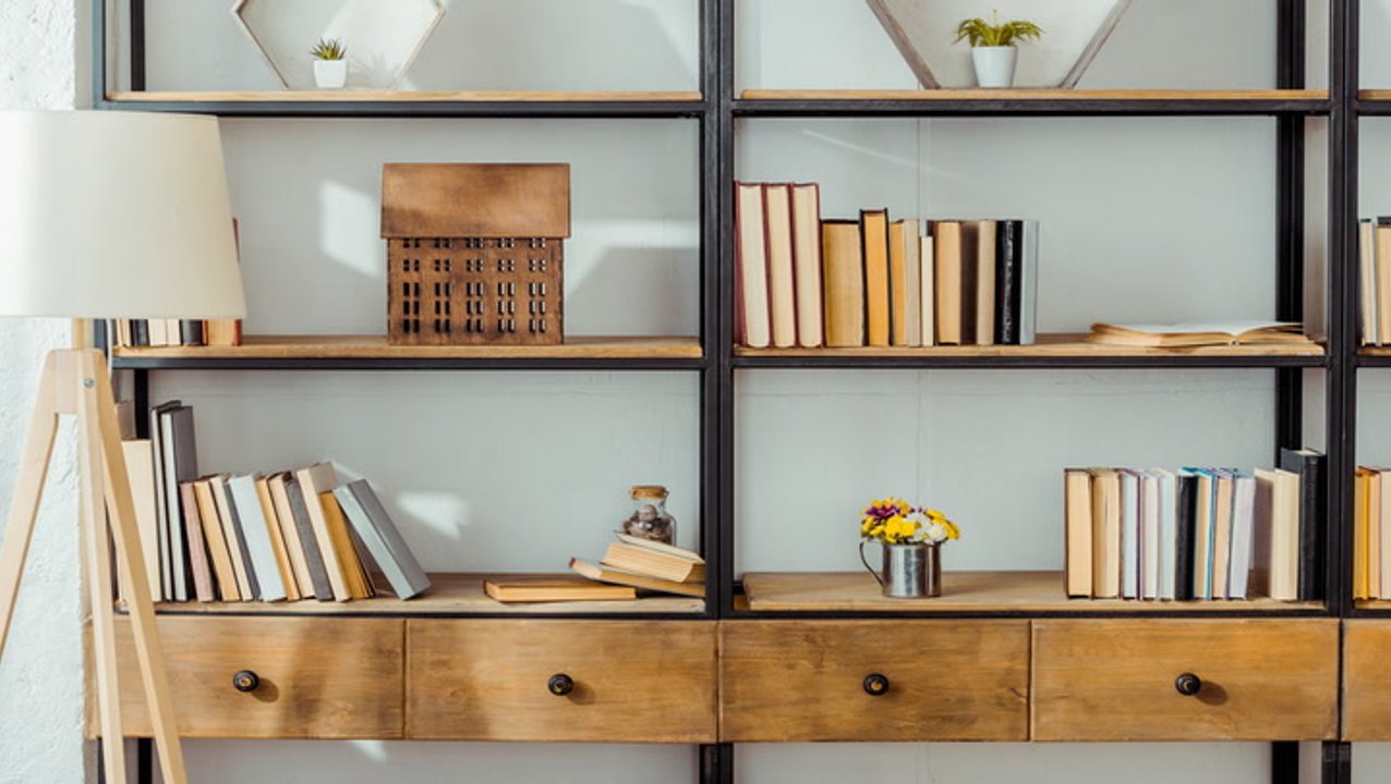 8 Bookshelf Decor Ideas to Make Your Space Feel Expertly Curated