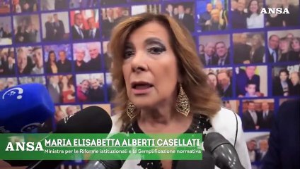 Berlusconi, a Paestum via alla kermesse di Forza Italia