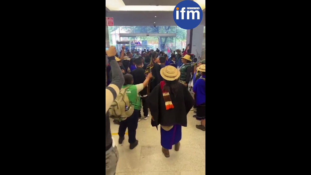 Minga se toma edificio SEMANA
