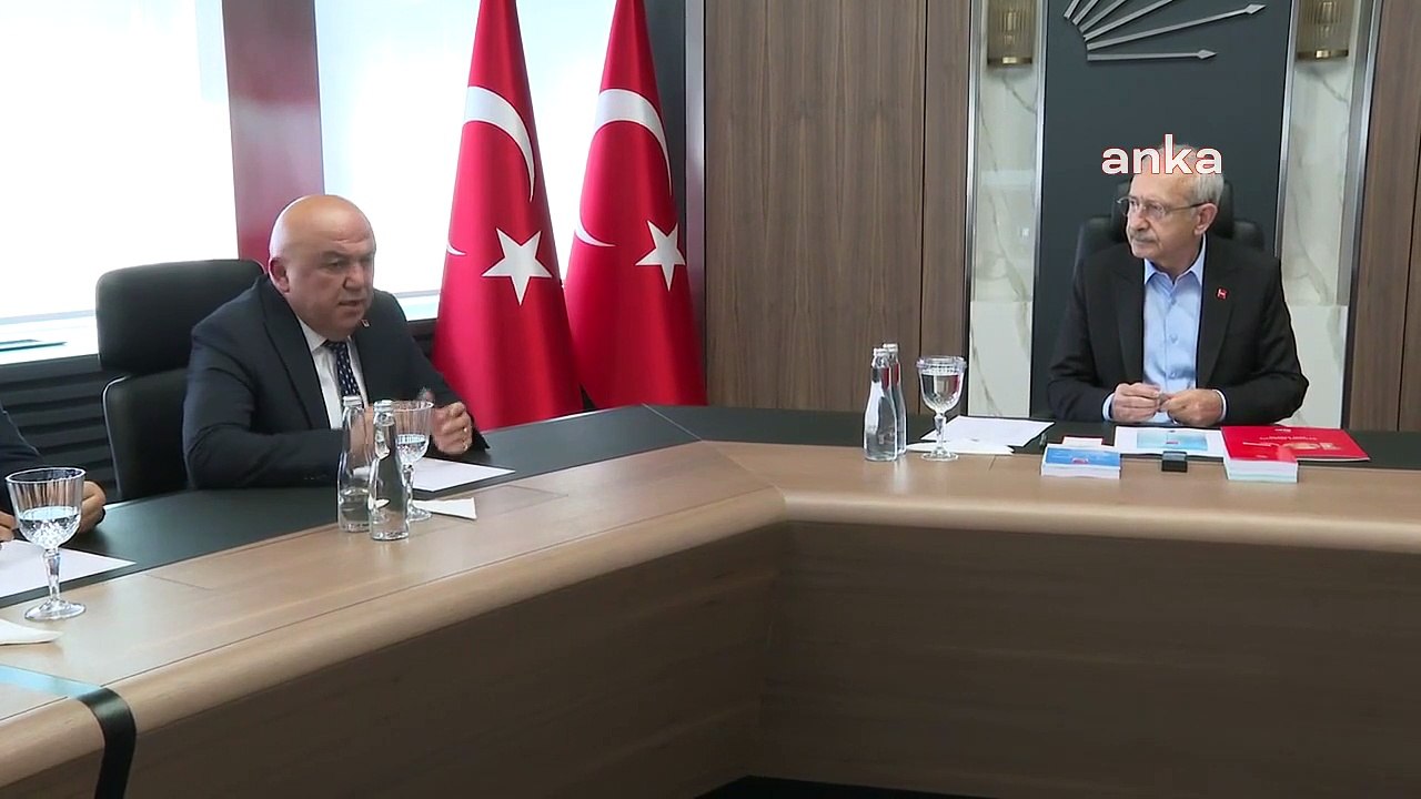 Kılıçdaroğlu a rencontré le maire de la province d'Antalya et les maires des districts
